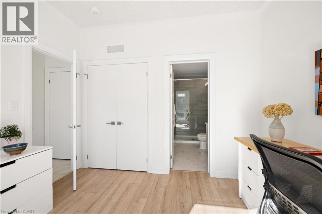 271 Grey Silo Road Unit# 34, Waterloo, Ontario  N2K 0E9 - Photo 4 - 40864894