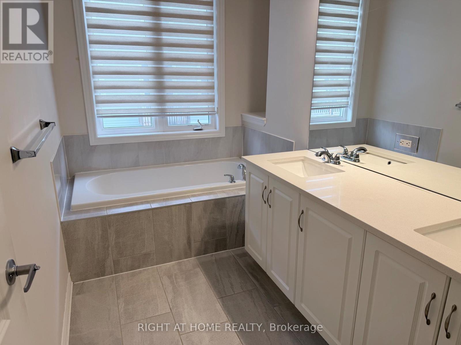 617 Silver Spruce Way, Ottawa, Ontario  K2M 2T6 - Photo 14 - X13807748