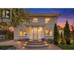 114 ROSEMOUNT AVENUE, Toronto, Ontario