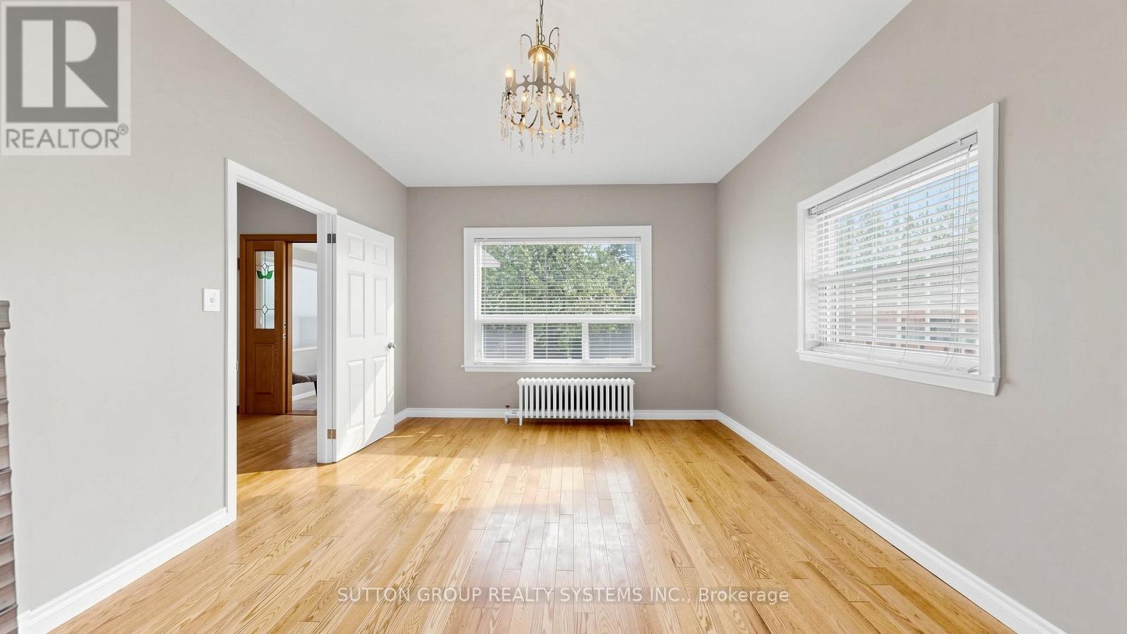 114 Rosemount Avenue, Toronto, Ontario  M6H 2M7 - Photo 5 - W13752662