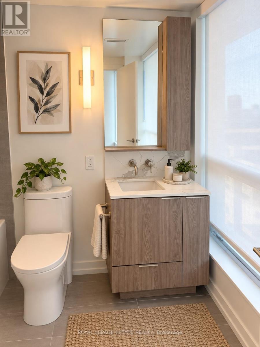 518s - 110 Broadway Avenue, Toronto, Ontario  M4P 1V7 - Photo 12 - C13807740