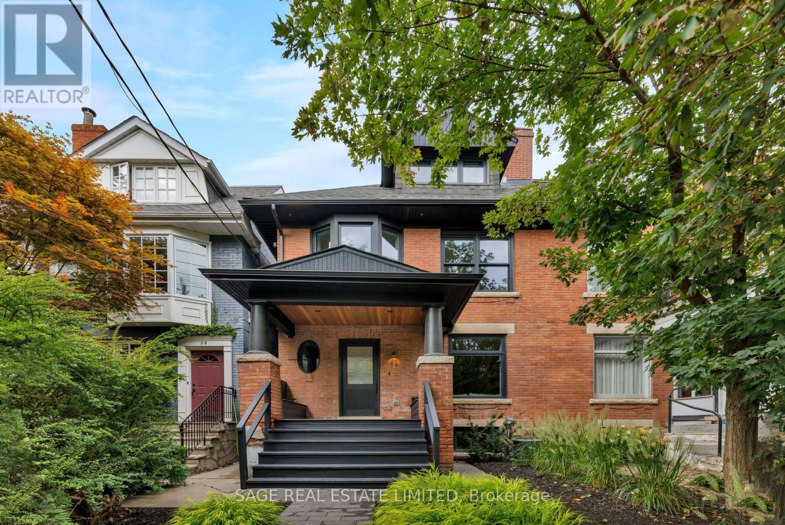 36 MACPHERSON AVENUE, Toronto, Ontario