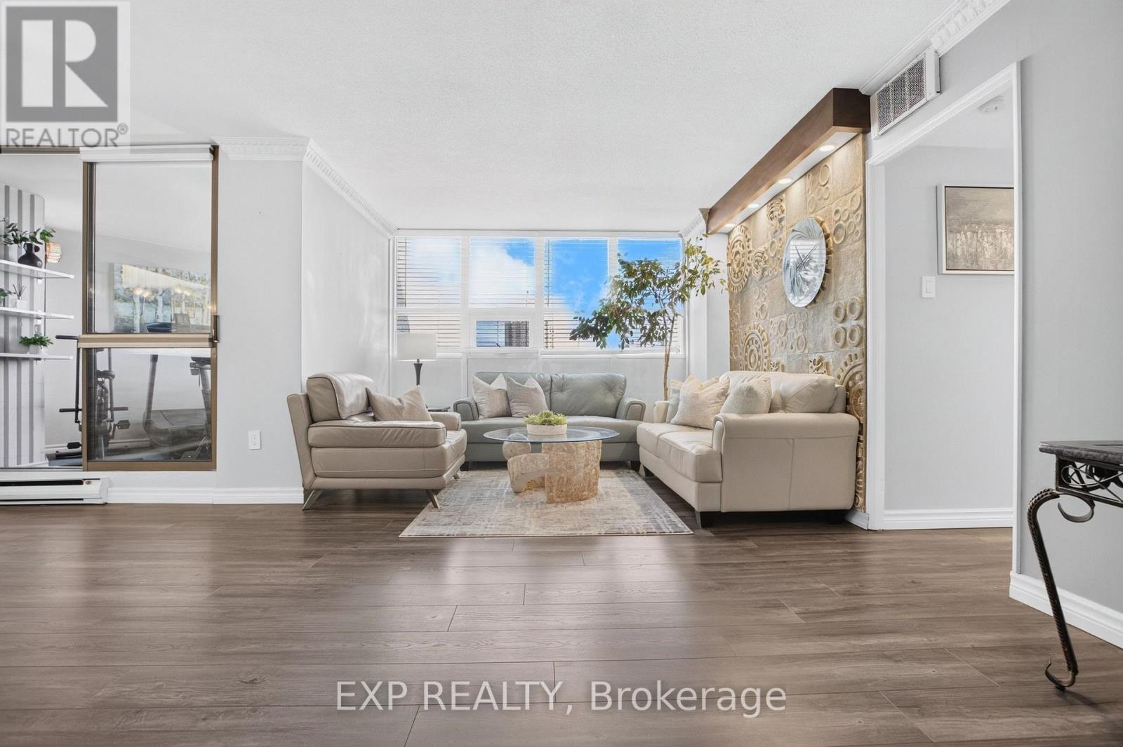 808 - 2323 Confederation Parkway, Mississauga, Ontario  L5B 1R6 - Photo 19 - W13807744