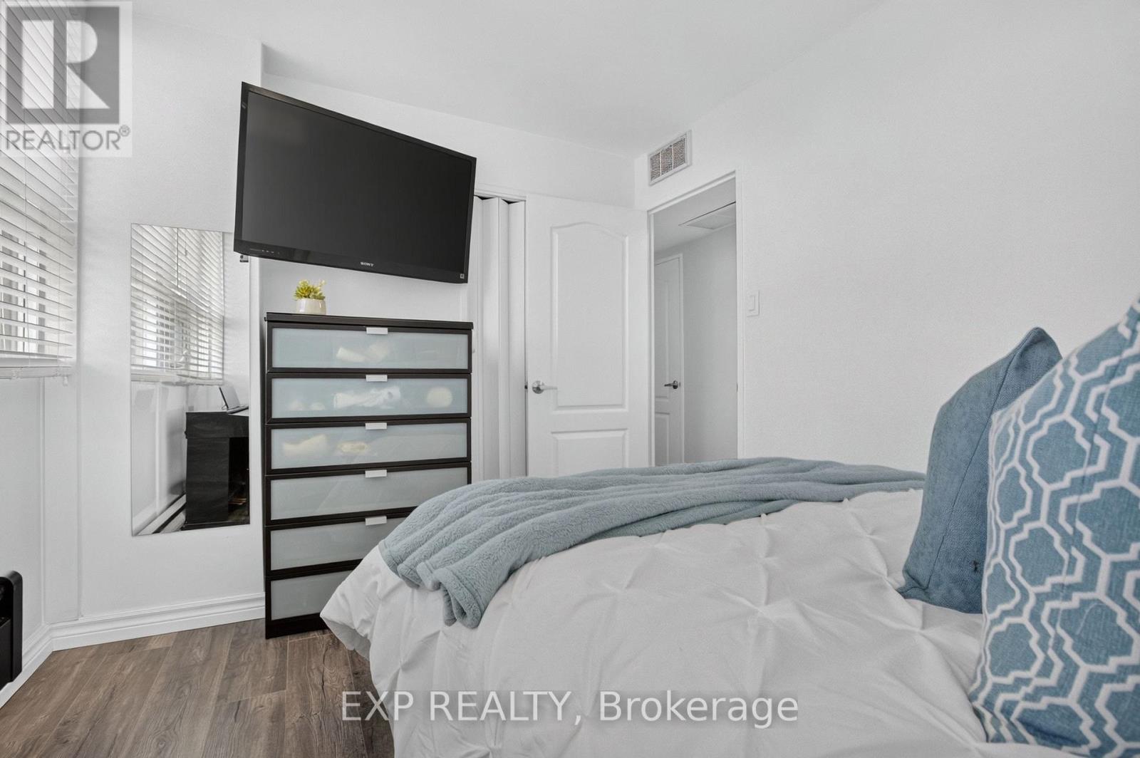 808 - 2323 Confederation Parkway, Mississauga, Ontario  L5B 1R6 - Photo 33 - W13807744