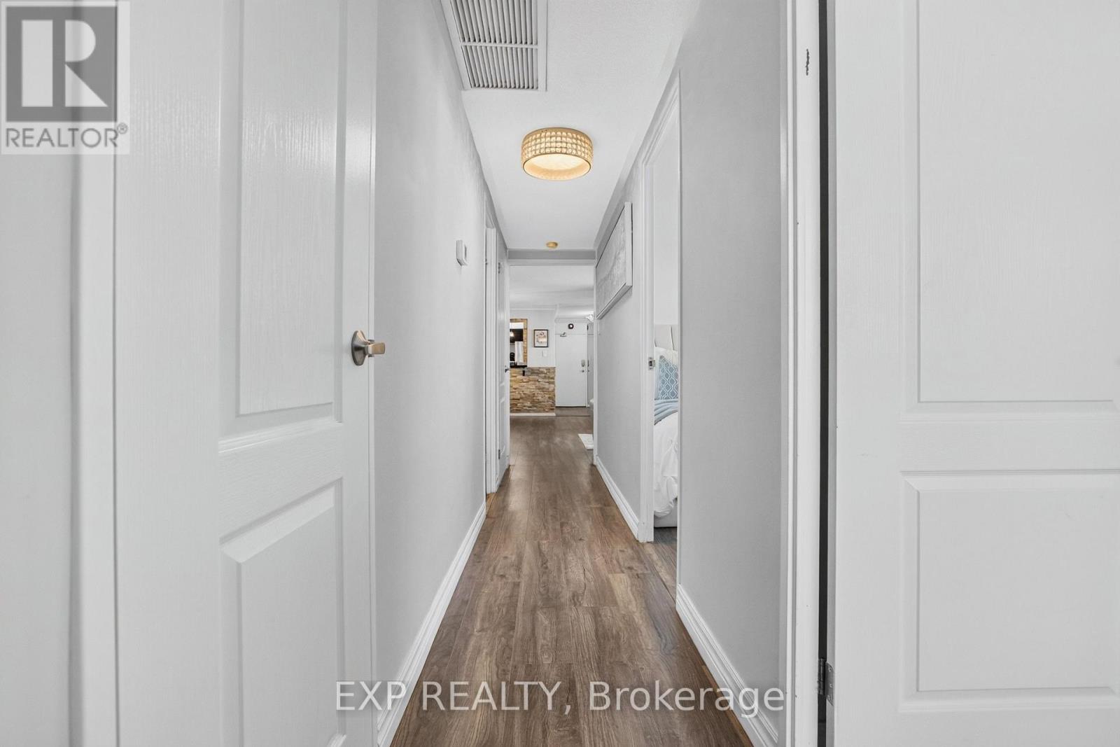 808 - 2323 Confederation Parkway, Mississauga, Ontario  L5B 1R6 - Photo 36 - W13807744