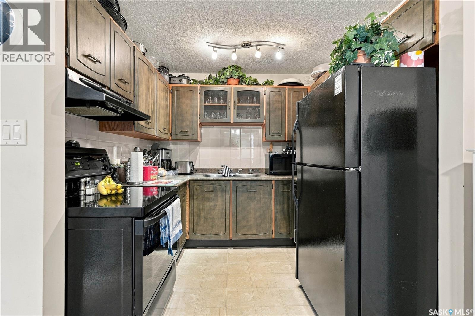 31 1128 Mckercher Drive, Saskatoon, Saskatchewan  S7H 4Y7 - Photo 9 - SK048961