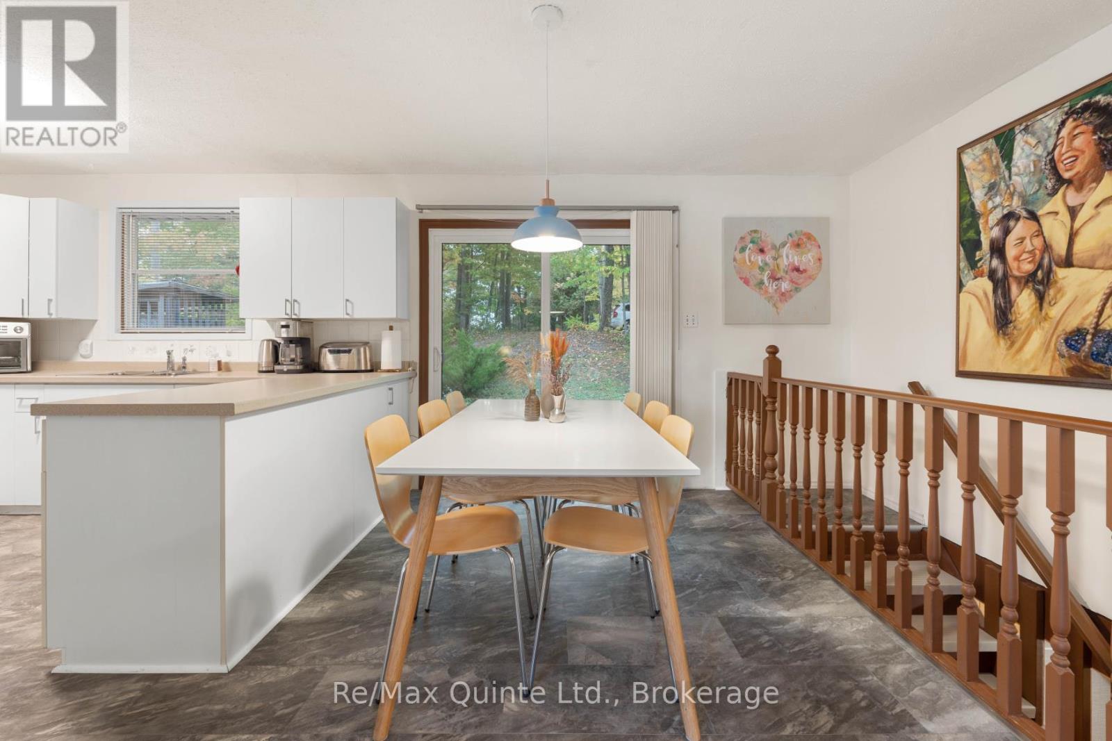 538 SKENE ROAD photo 11