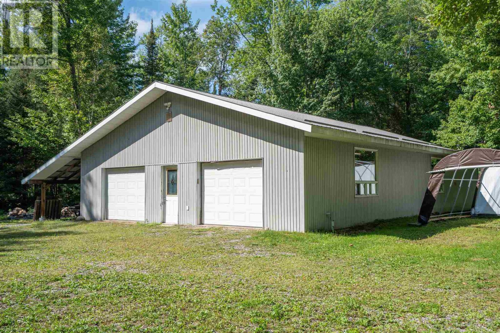 760 Finns Bay RD N photo 45