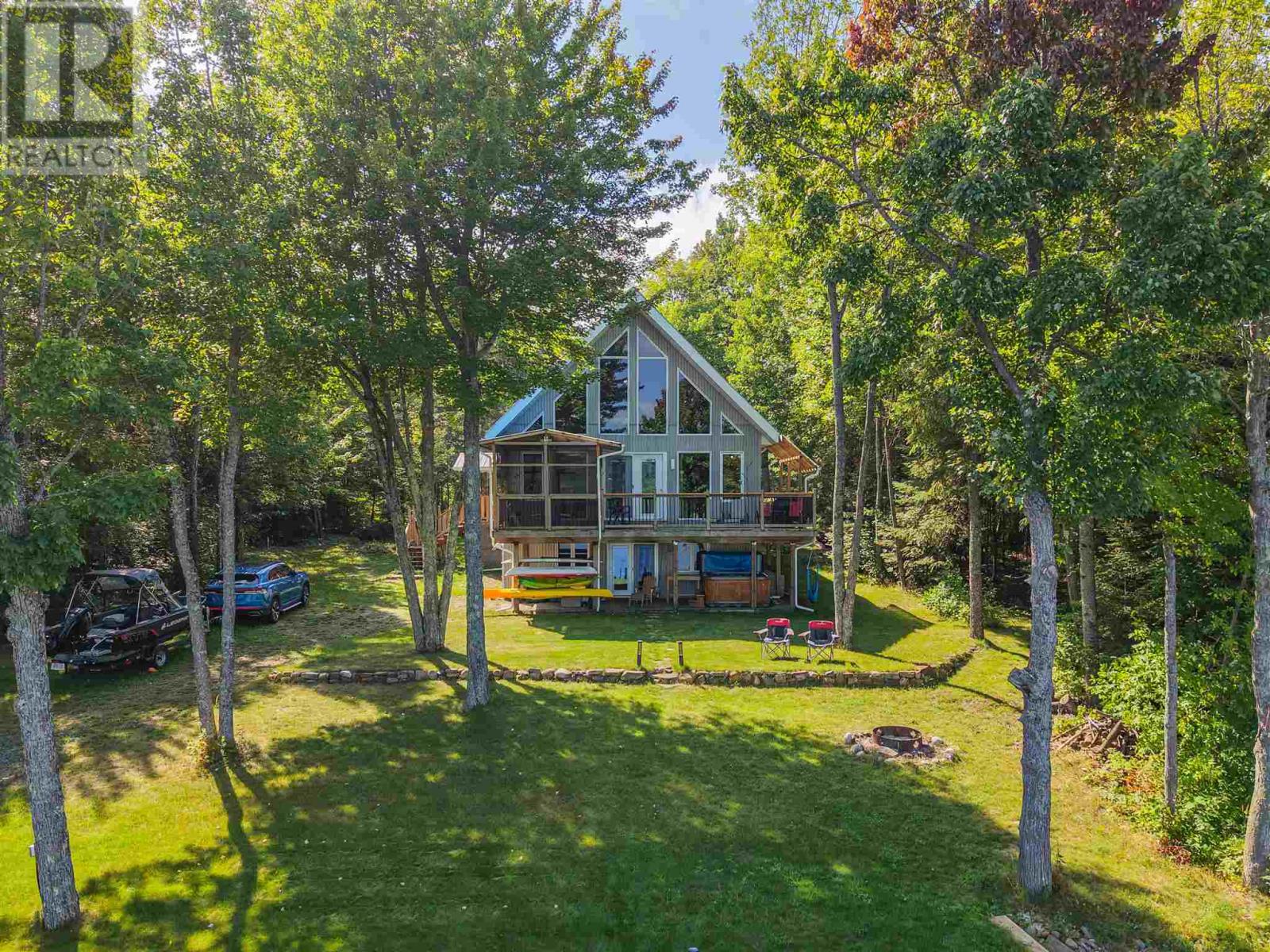 760 Finns Bay RD N, Laird, Ontario