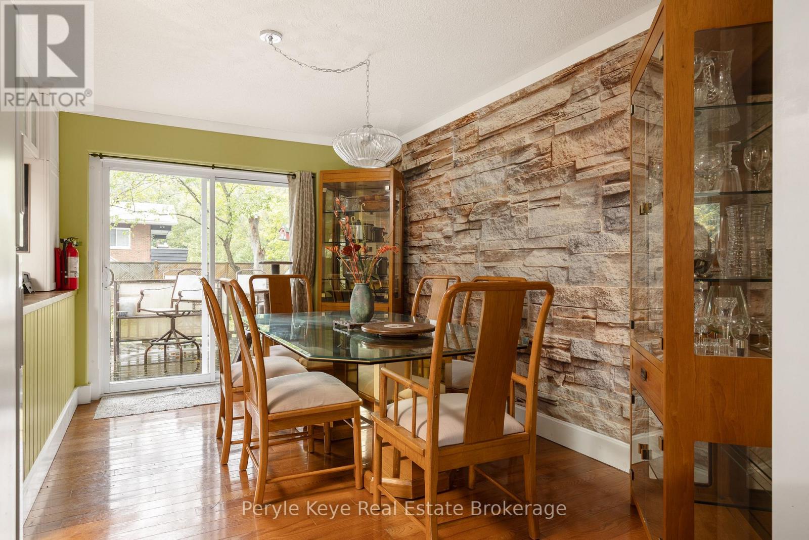 37 Woodland Drive, Bracebridge, Ontario  P1L 1M3 - Photo 17 - X13807814