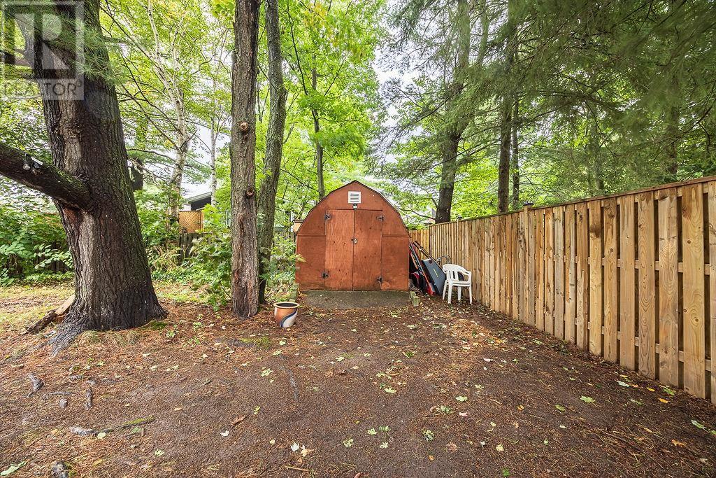 60 Hussey ST photo 42