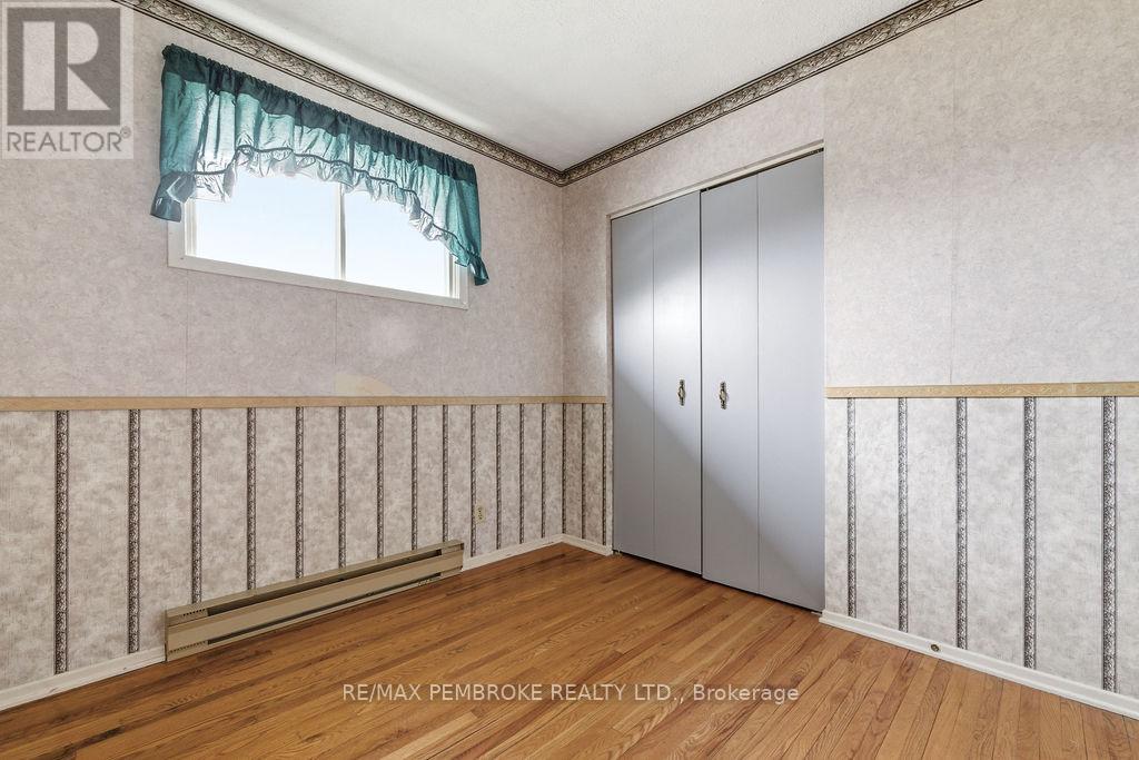 20 Maple Avenue, Petawawa, Ontario  K8H 2Y5 - Photo 26 - X13135384