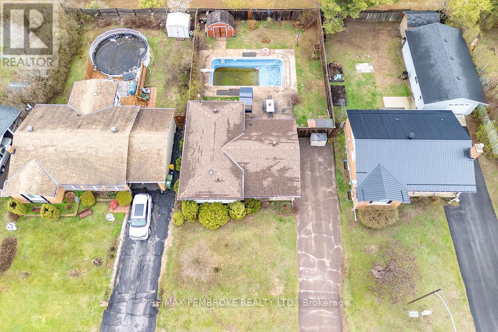 20 Maple Avenue, Petawawa, Ontario  K8H 2Y5 - Photo 43 - X13135384