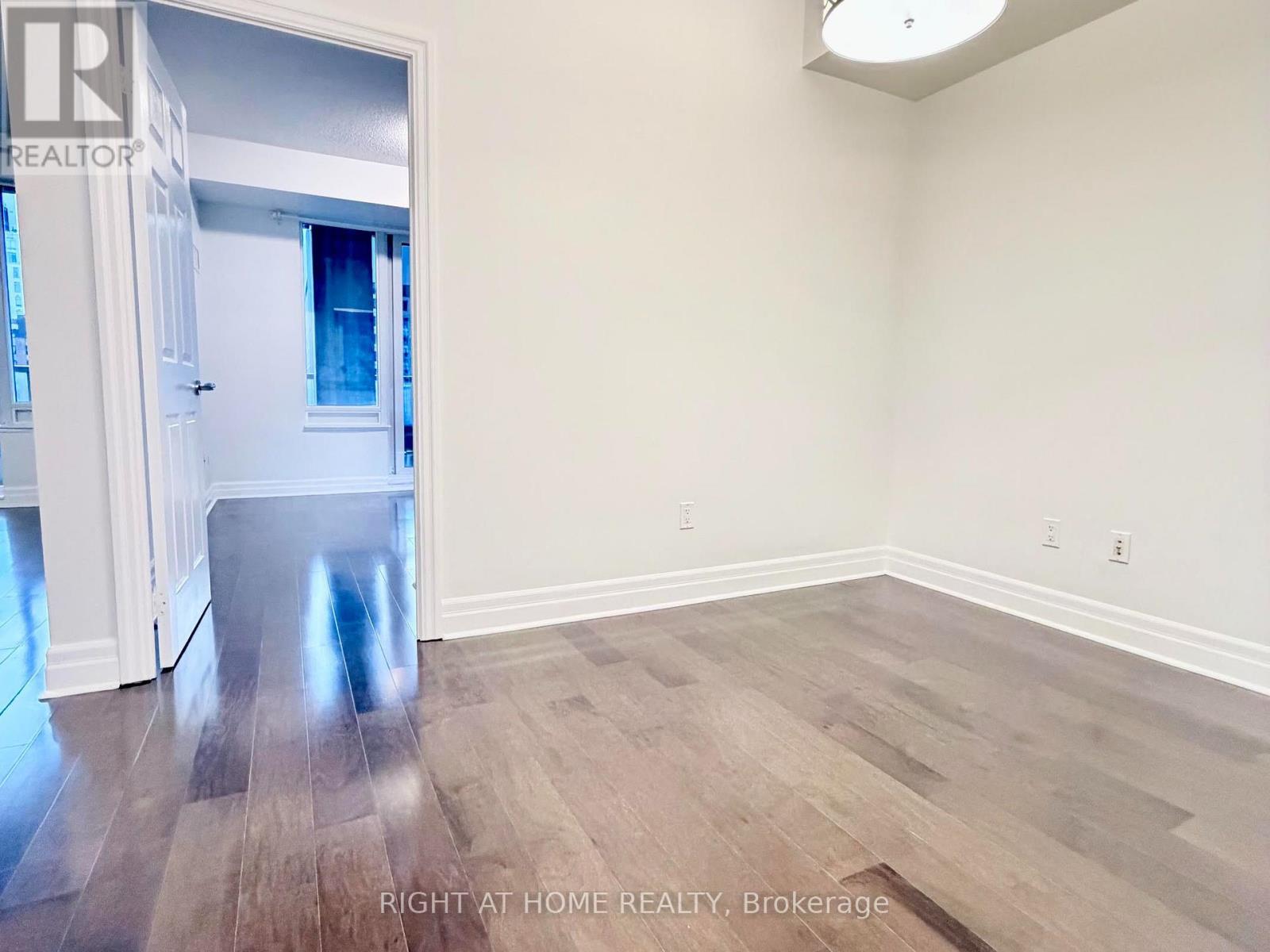 1810 - 35 Balmuto Street, Toronto, Ontario  M4Y 5W4 - Photo 12 - C13807742