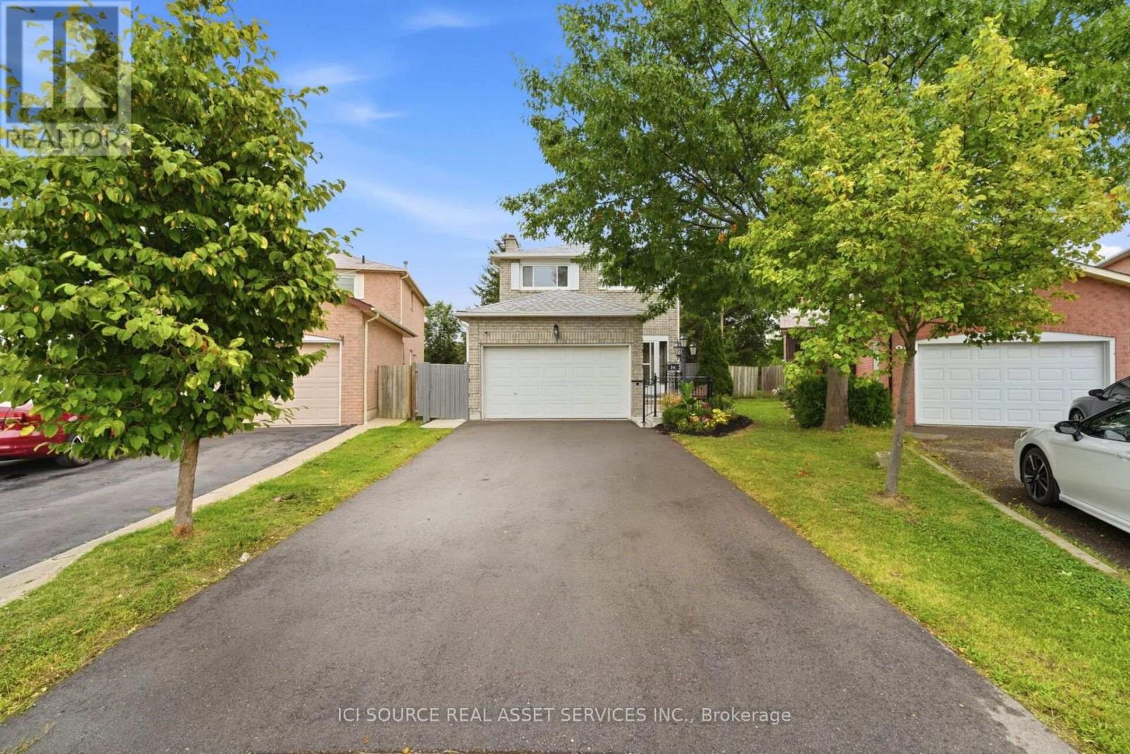 20 Kesteven Crescent, Brampton, Ontario  L6W 4E1 - Photo 3 - W13755336