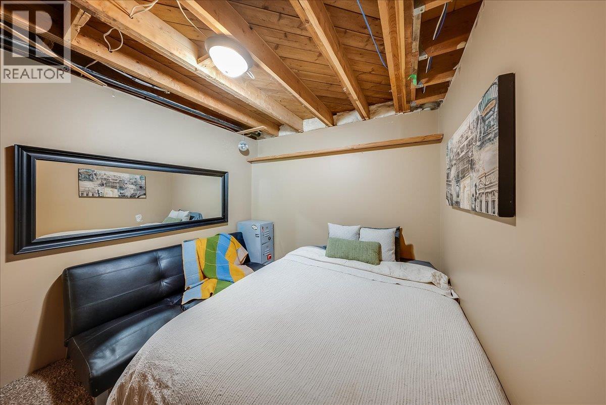 1398 Victoria Avenue, Rossland, British Columbia V0G 1Y0 - Photo 27 - 10401351