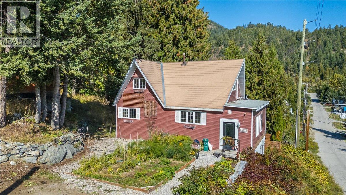 1398 Victoria Avenue, Rossland, British Columbia V0G 1Y0 - Photo 41 - 10401351