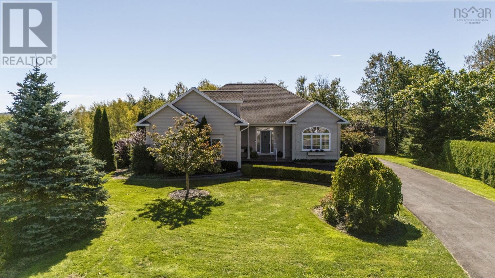 35 Deer Haven Drive, Kentville, Nova Scotia  B4N 0B8 - Photo 2 - 202623873