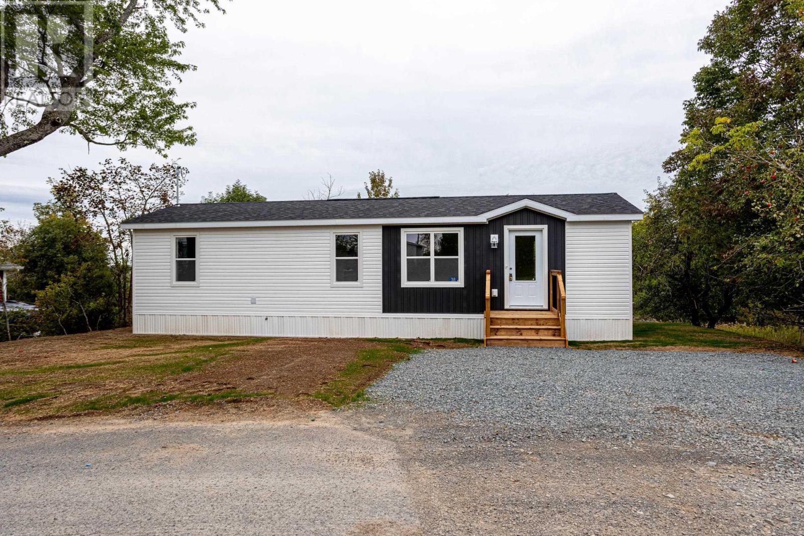 38 Pleasant Hill, Stewiacke, Nova Scotia  B0N 2J0 - Photo 3 - 202623877