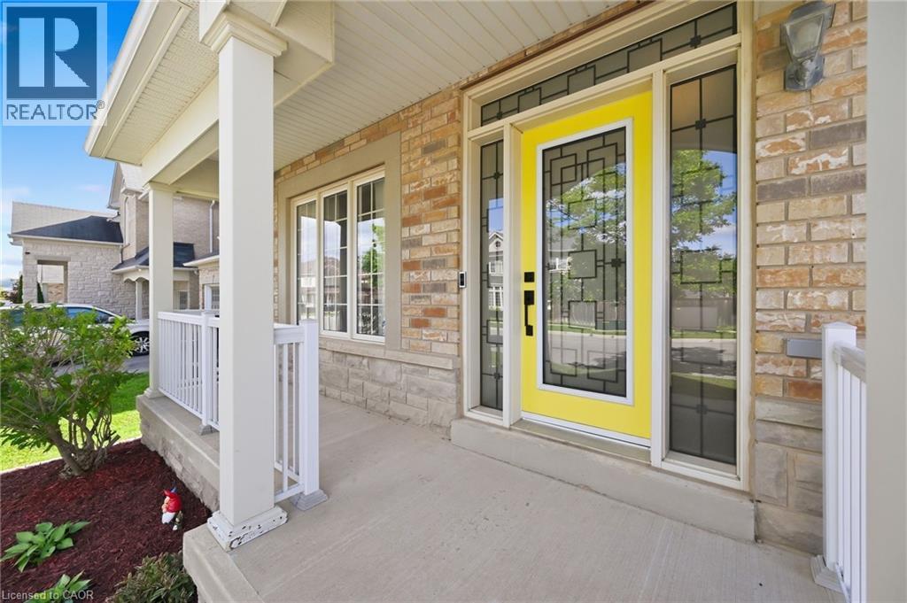 3198 Tim Dobbie Drive, Burlington, Ontario  L7M 0N4 - Photo 3 - 40861709