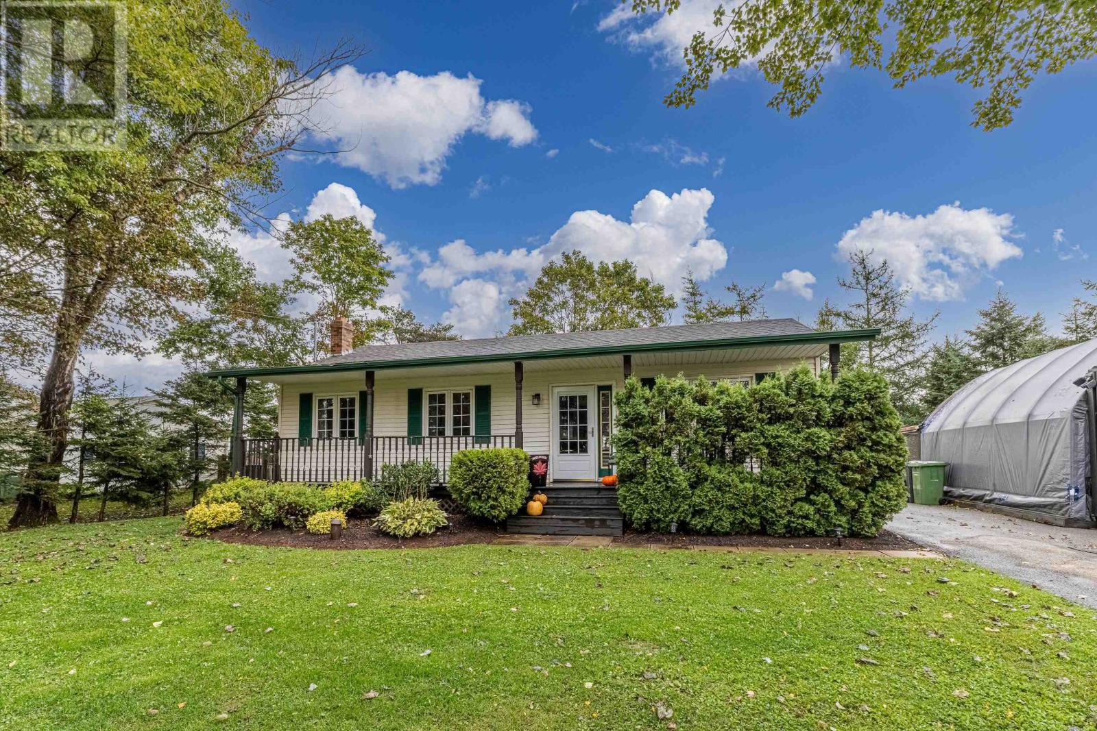 2291 COLVILLE Road photo 1