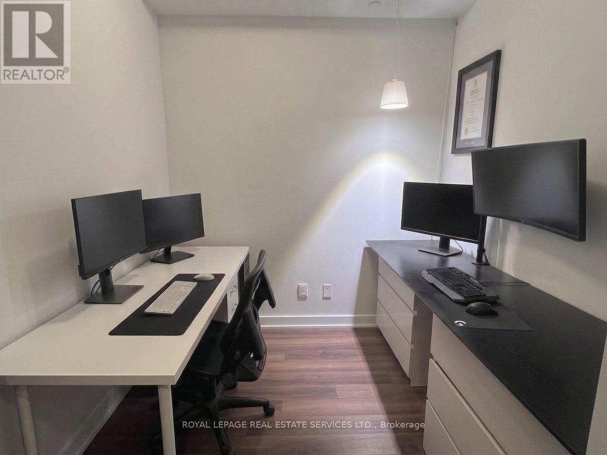 906 - 210 Simcoe Street, Toronto, Ontario  M5T 0A9 - Photo 10 - C13807808