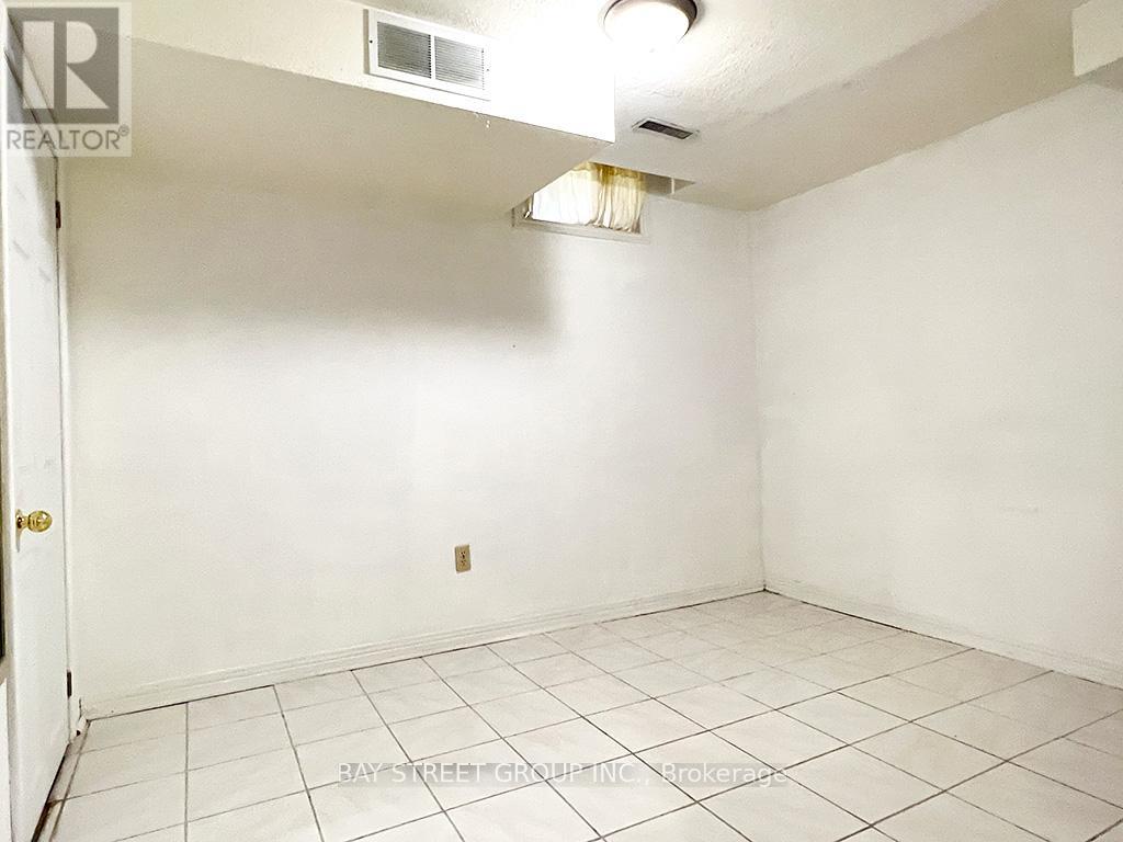 Bsmt 50 Coppard Ave, Markham, Ontario  L3S 2N3 - Photo 9 - N13807762