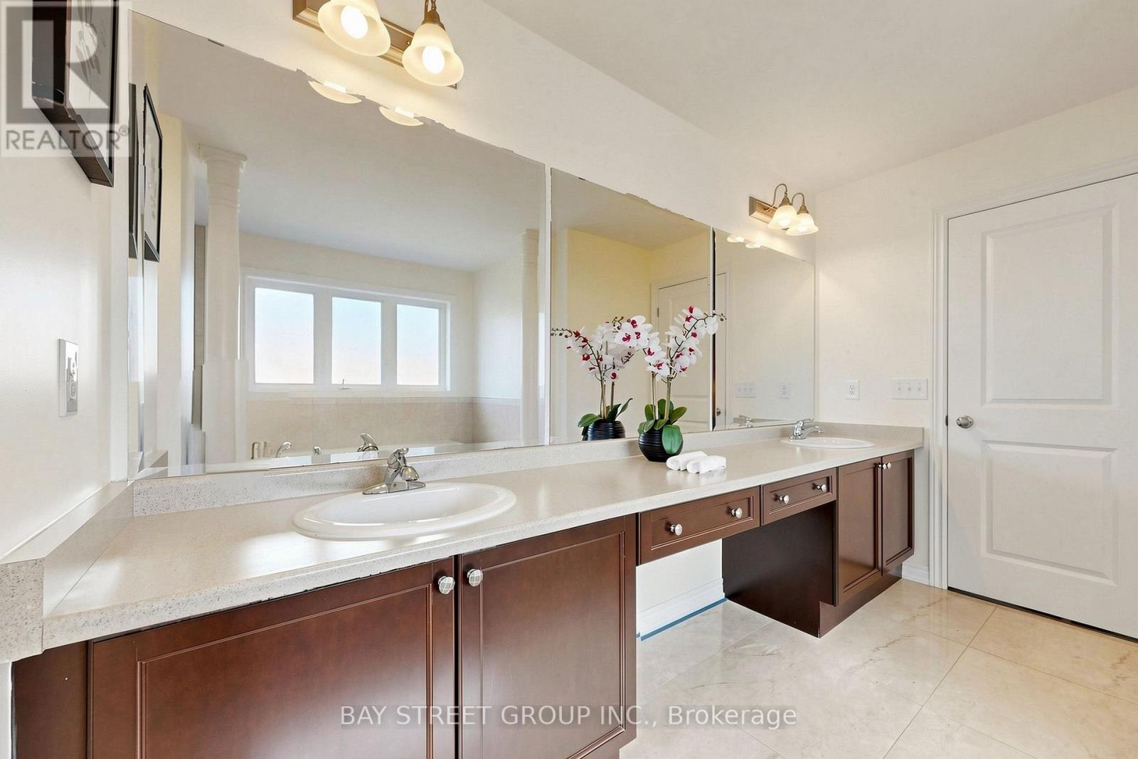 23 Woodhouse Street, Hamilton, Ontario  L9K 0H2 - Photo 24 - X13807784