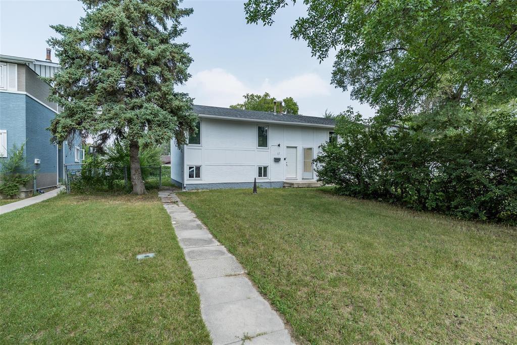 21 Treger Bay, Winnipeg, Manitoba  R2K 3G4 - Photo 0 - 202623692