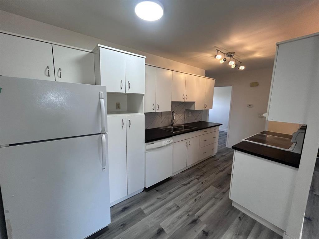 21 Treger Bay, Winnipeg, Manitoba  R2K 3G4 - Photo 6 - 202623692