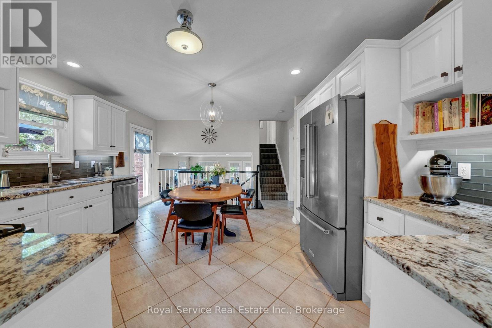88 Simpson Avenue, Clarington, Ontario  L1C 2J1 - Photo 13 - E13807902
