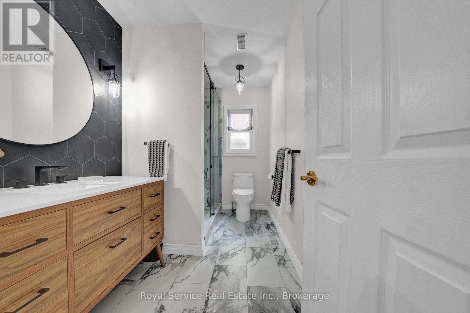 88 Simpson Avenue, Clarington, Ontario  L1C 2J1 - Photo 36 - E13807902
