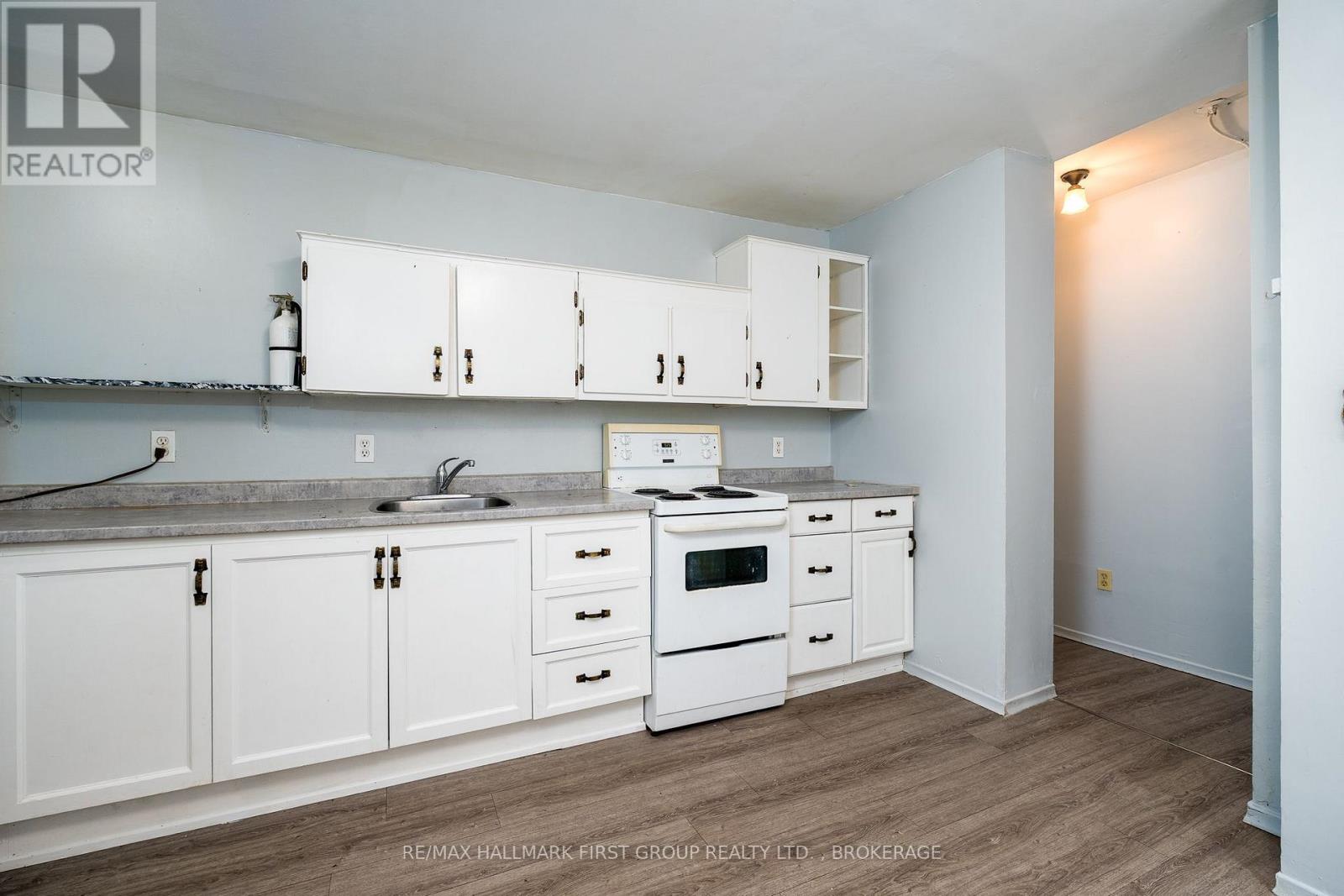 49/51 Bridge Street W, Greater Napanee, Ontario  K7R 2C4 - Photo 12 - X13807912