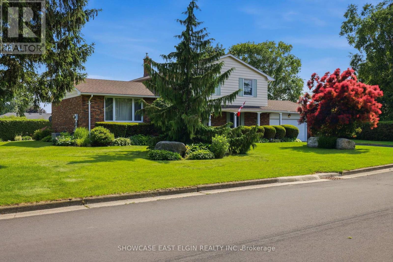 10 MOORE AVENUE, Aylmer, Ontario