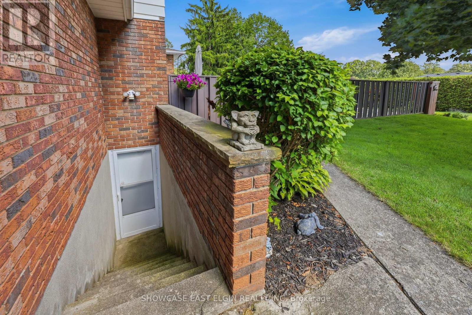 10 Moore Avenue, Aylmer, Ontario  N5H 2W8 - Photo 36 - X13807920