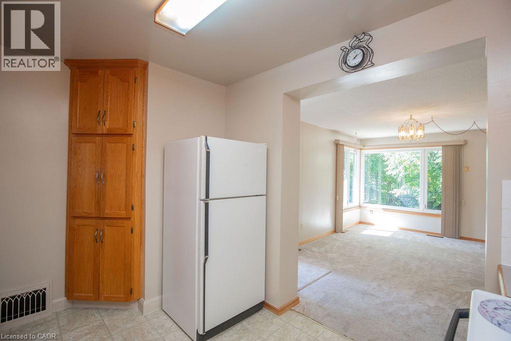 296 East 21st Street, Hamilton, Ontario  L8V 2T9 - Photo 23 - 40864891