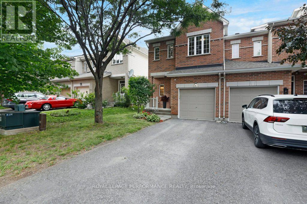 306 Waymark Crescent, Ottawa, Ontario  K2M 0A4 - Photo 2 - X13807888