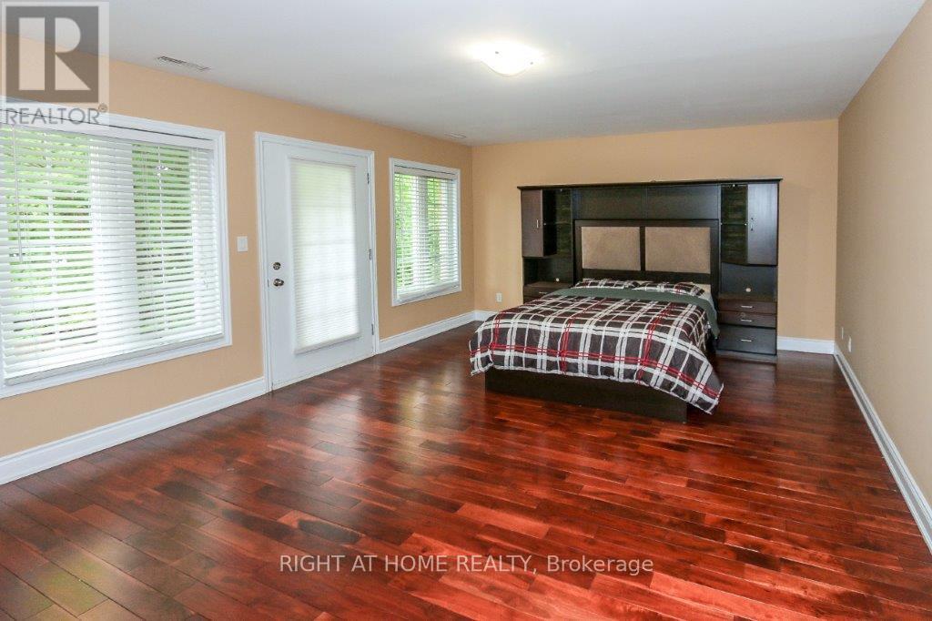 4441 Lawrence Avenue E, Toronto, Ontario  M1E 2T6 - Photo 17 - E13807894