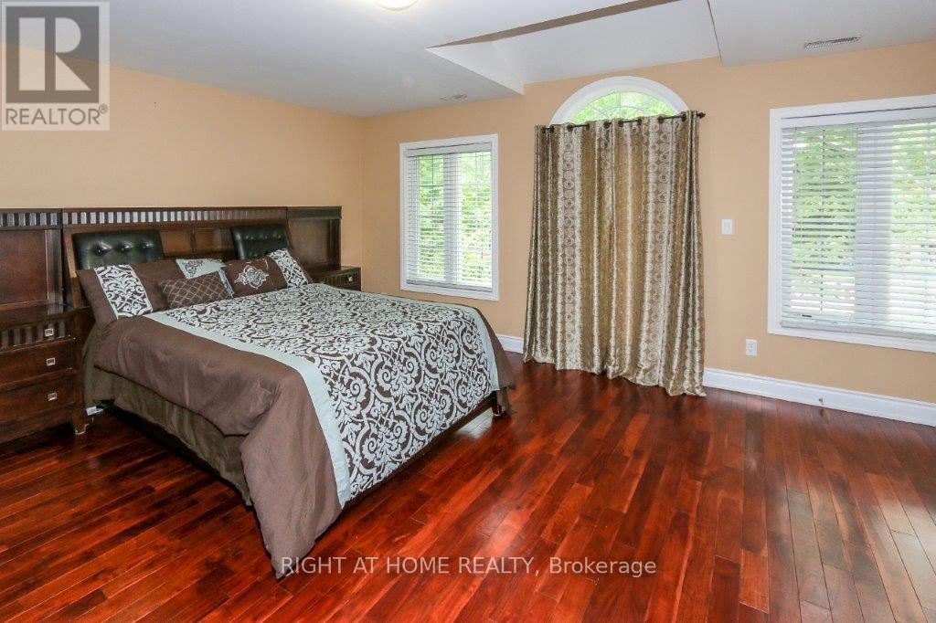 4441 Lawrence Avenue E, Toronto, Ontario  M1E 2T6 - Photo 18 - E13807894