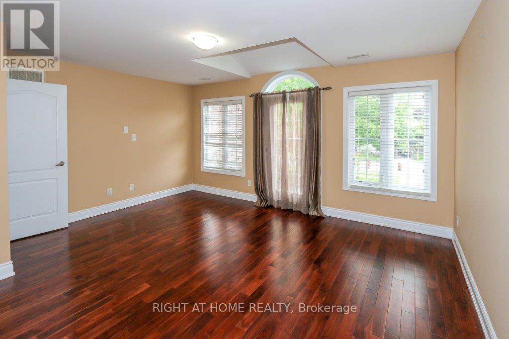 4441 Lawrence Avenue E, Toronto, Ontario  M1E 2T6 - Photo 19 - E13807894