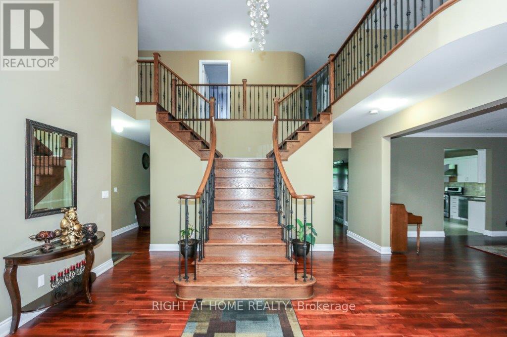 4441 Lawrence Avenue E, Toronto, Ontario  M1E 2T6 - Photo 3 - E13807894