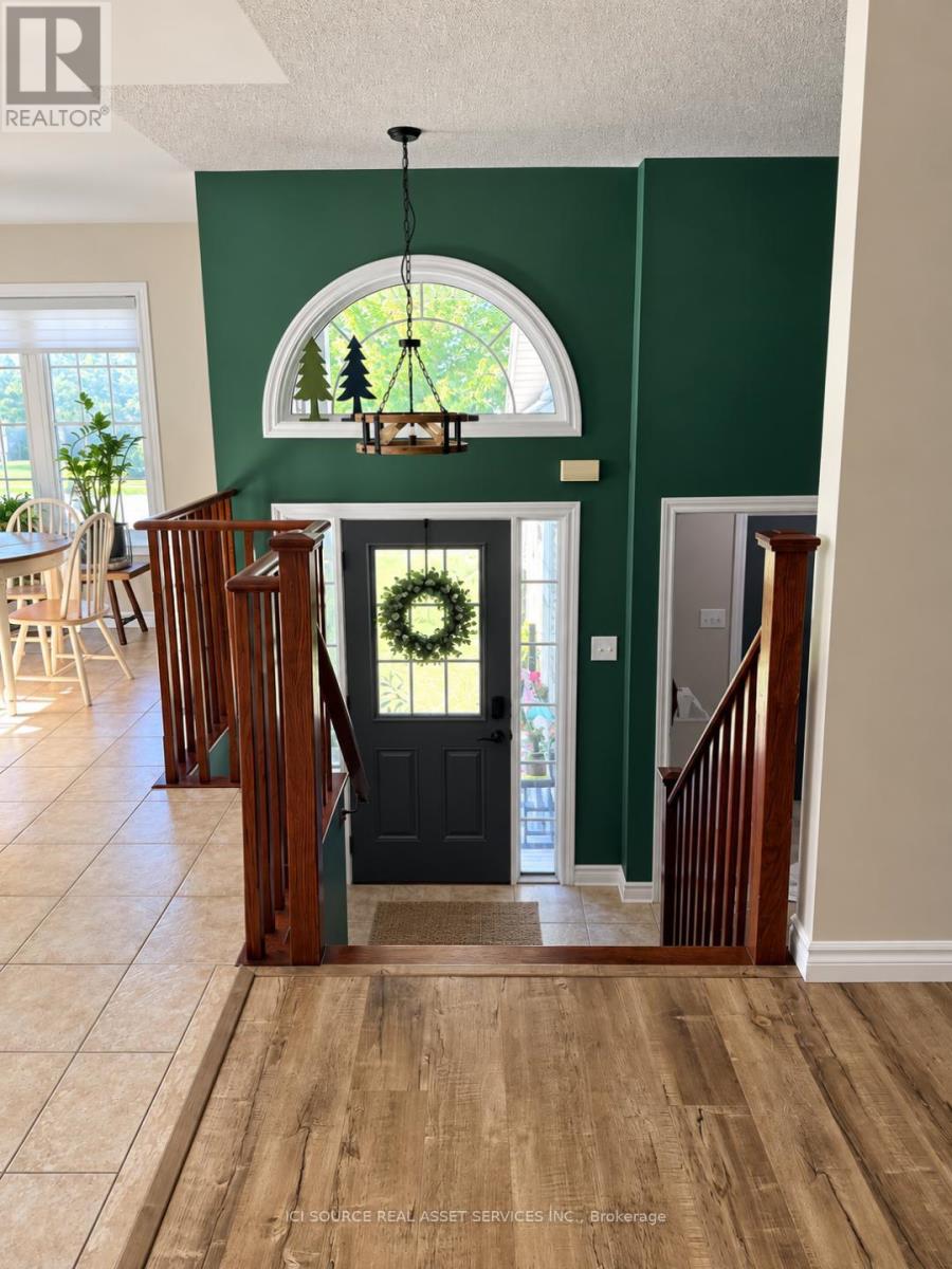 248 Spruce Street, Clearview, Ontario  L0M 1S0 - Photo 11 - S13807918