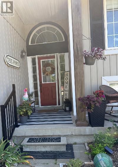 248 Spruce Street, Clearview, Ontario  L0M 1S0 - Photo 3 - S13807918