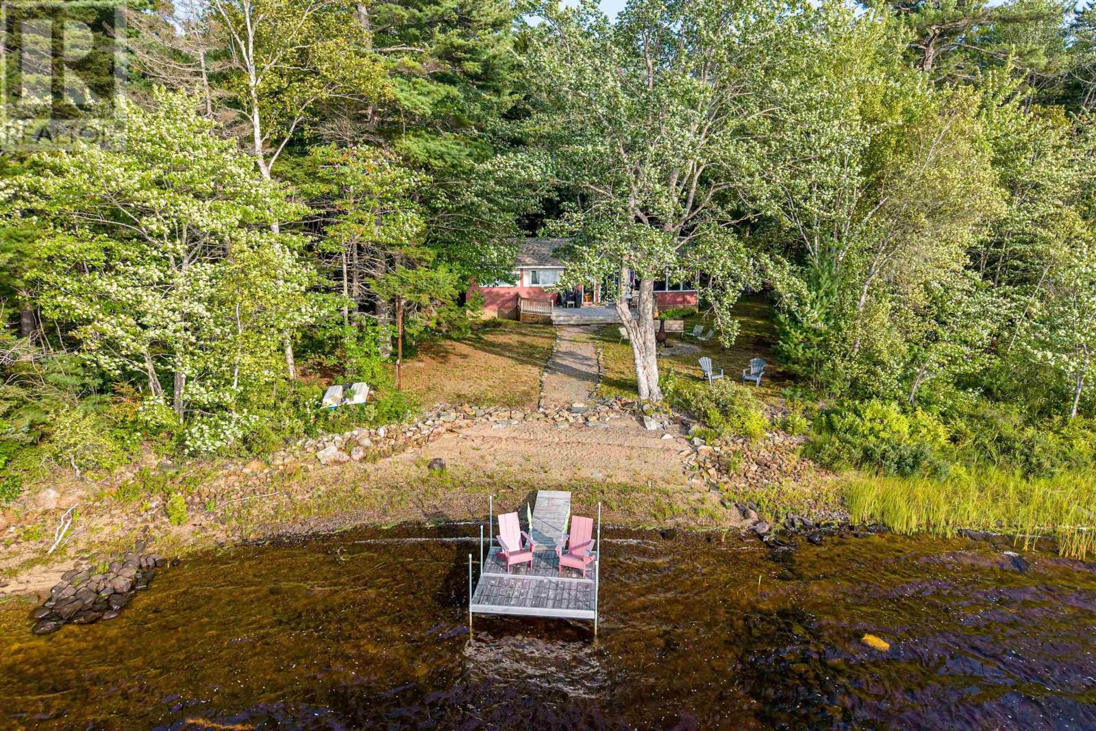 29 Lakeside Road photo 42