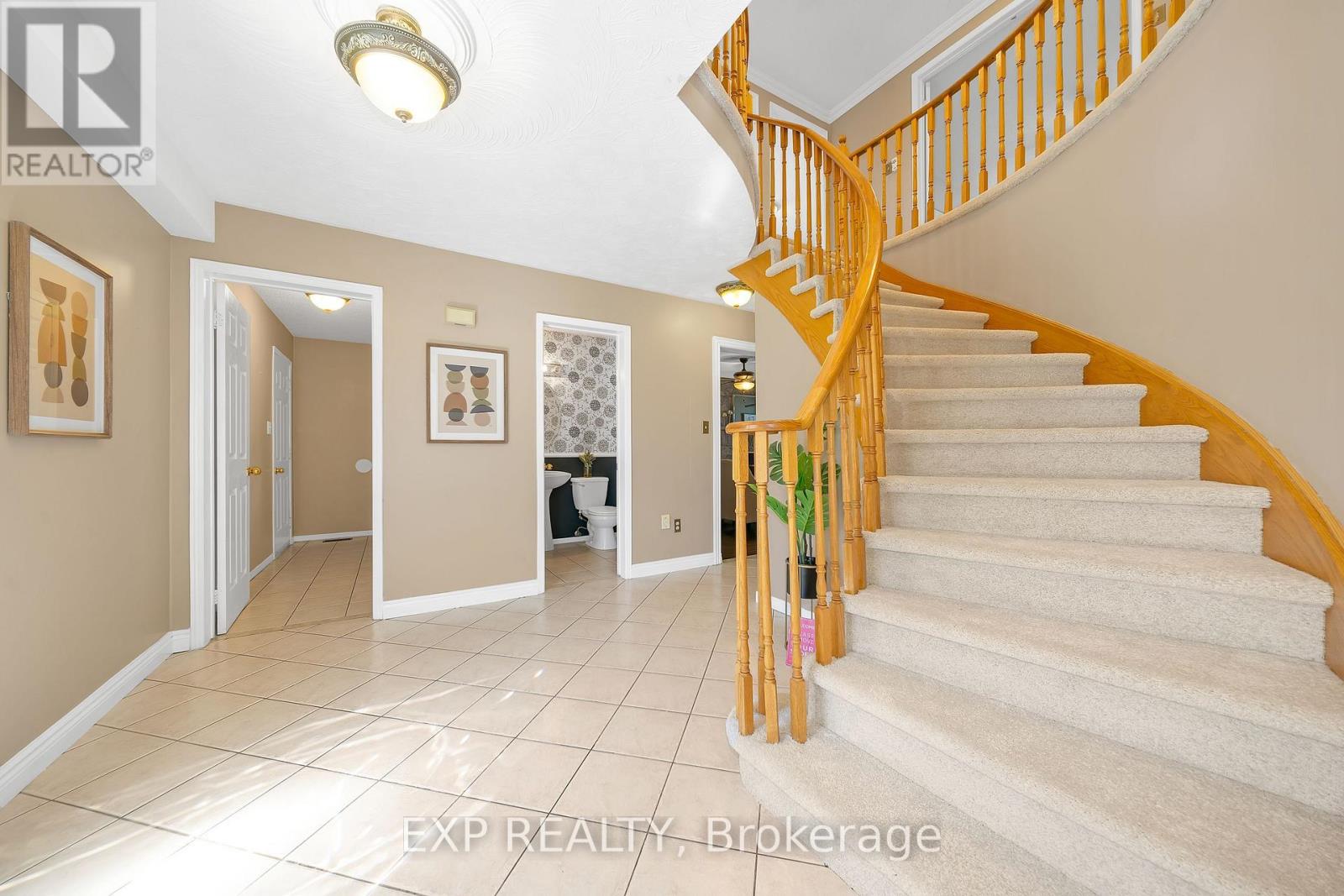 955 Snowbird Street, Oshawa, Ontario  L1J 8J8 - Photo 6 - E13744578