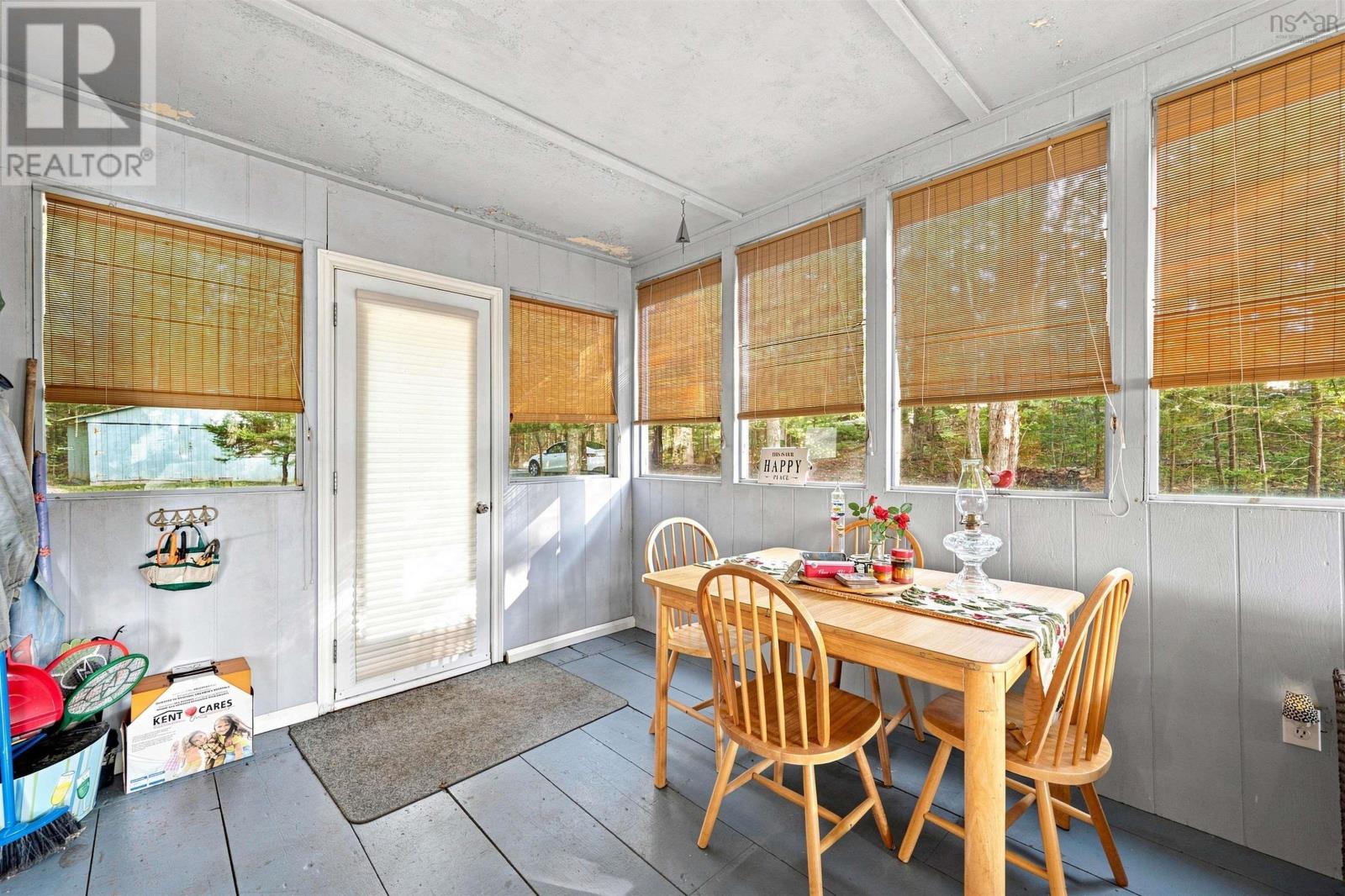 29 Lakeside Road photo 5