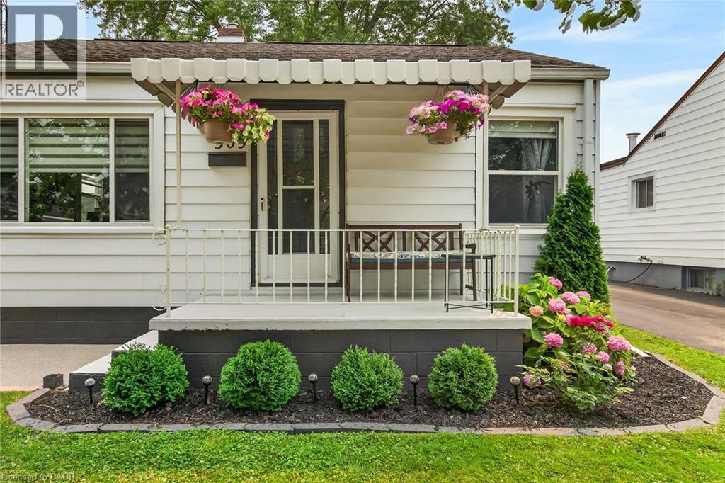 309 Commando Street, Welland, Ontario  L3B 4T2 - Photo 5 - 40849135