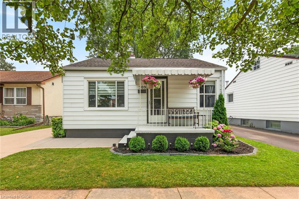 309 COMMANDO Street, Welland, Ontario