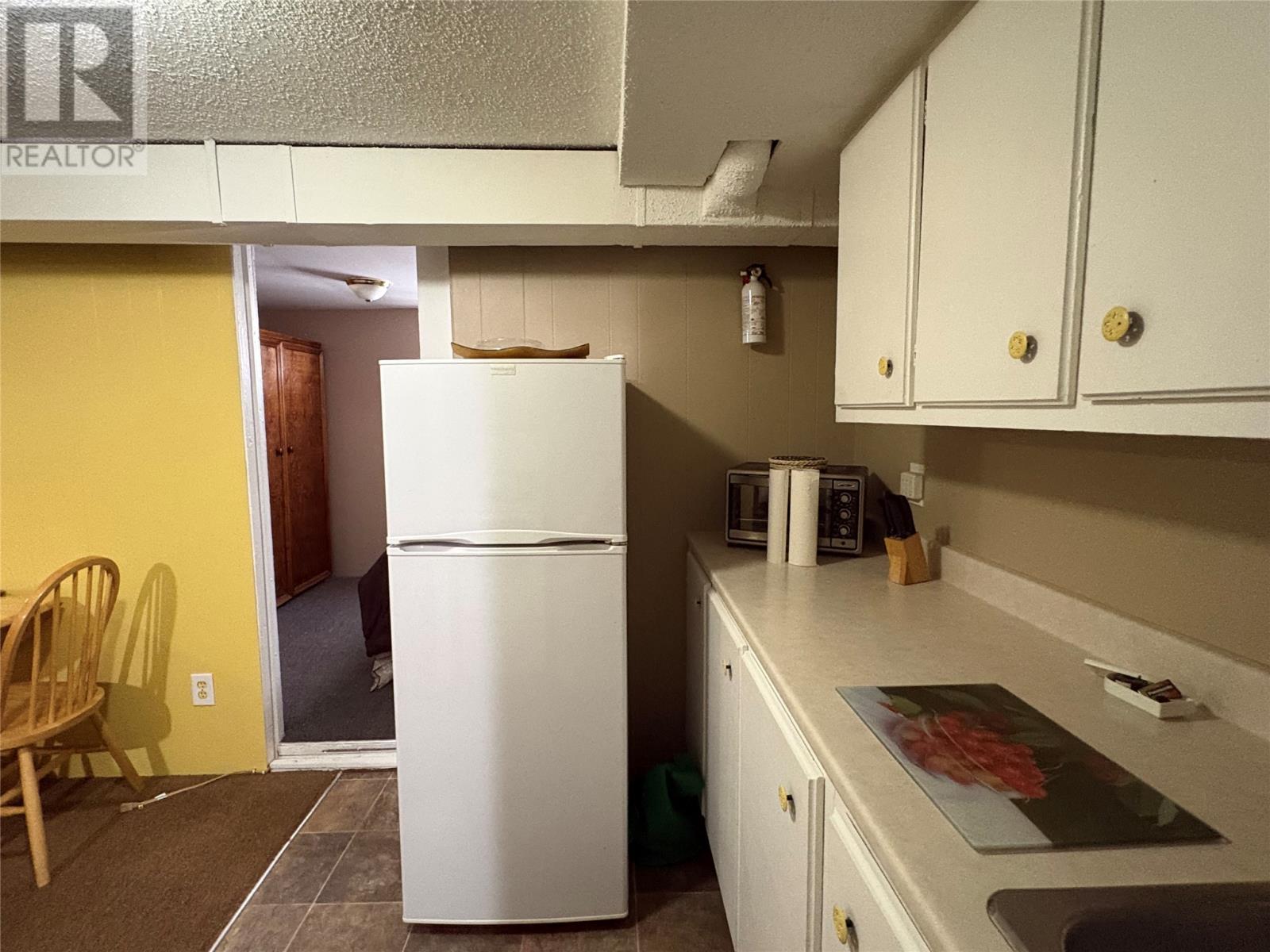 5 White's Avenue, Stephenville — photo 30