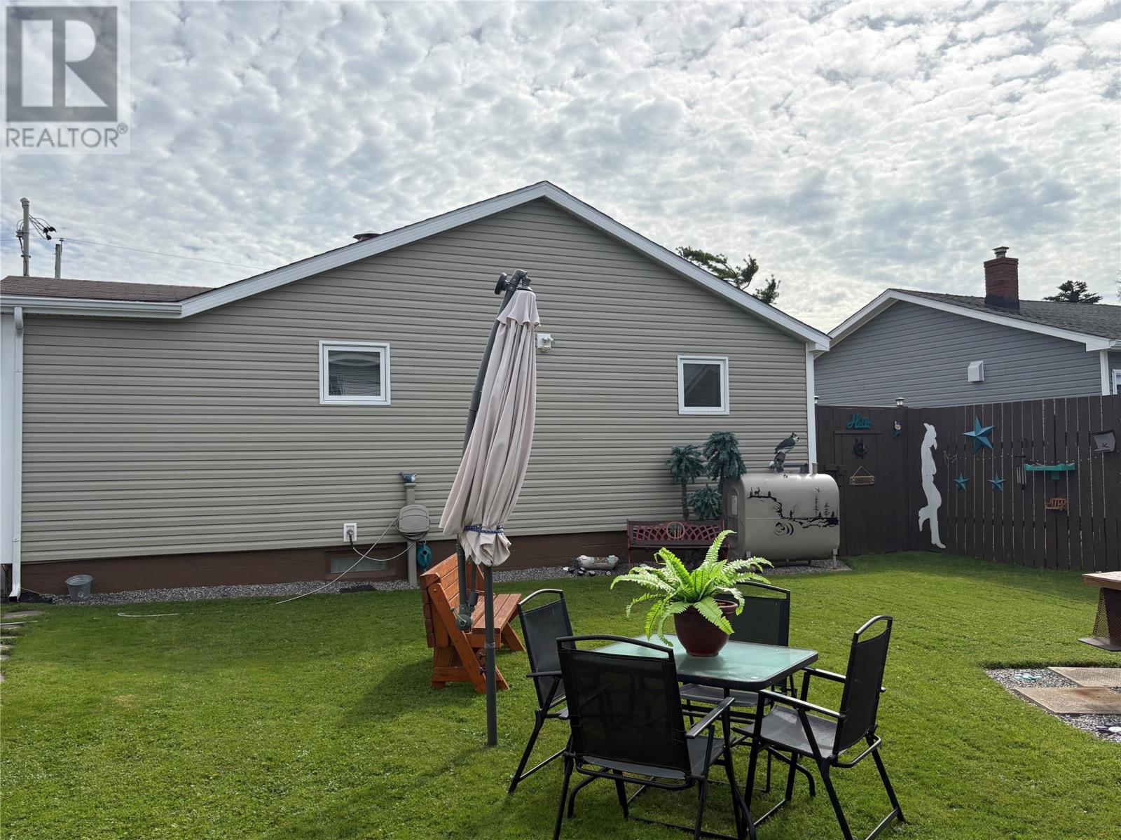 5 White's Avenue, Stephenville — photo 6